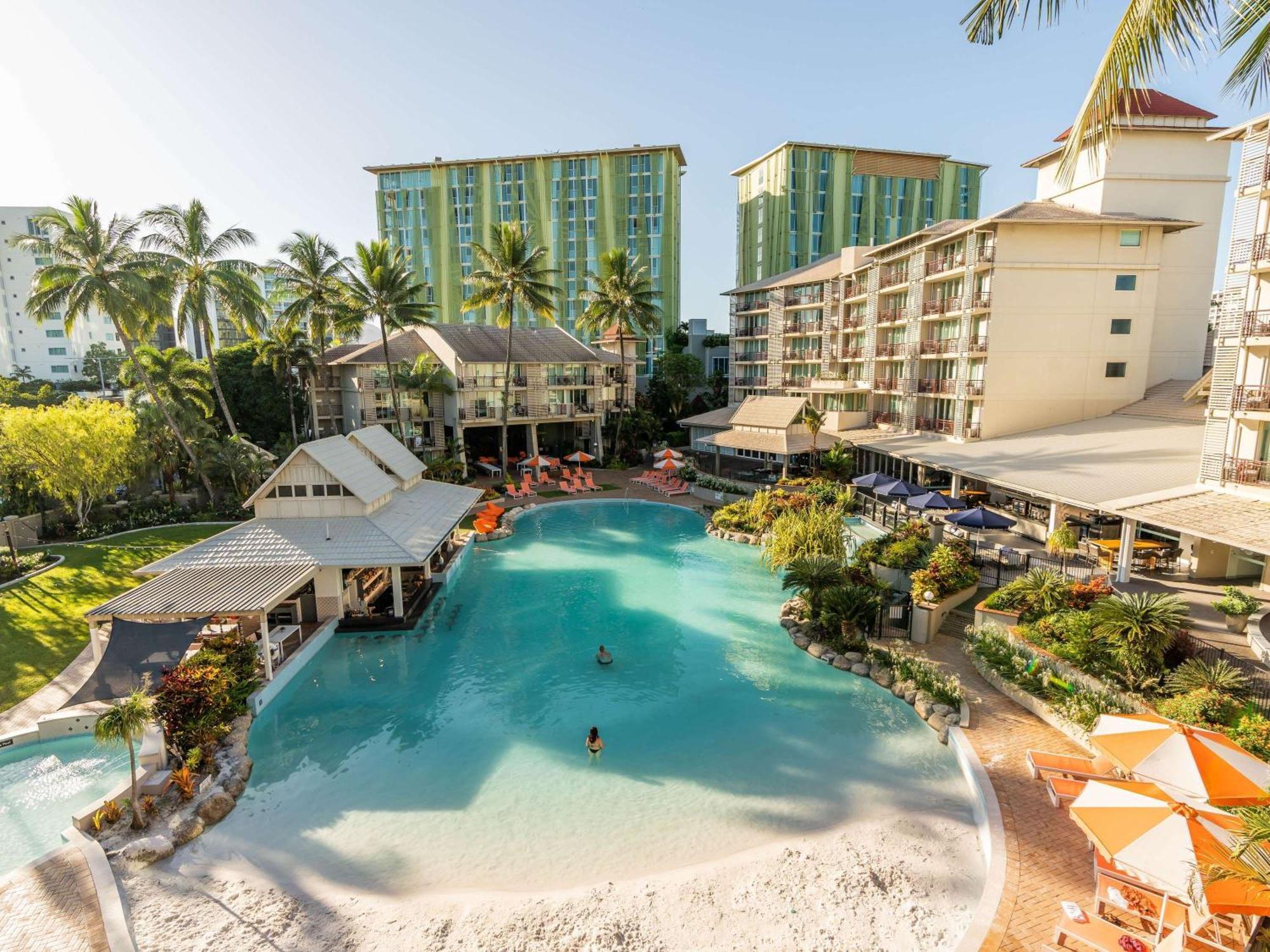 Novotel Cairns Oasis Resort Екстериор снимка