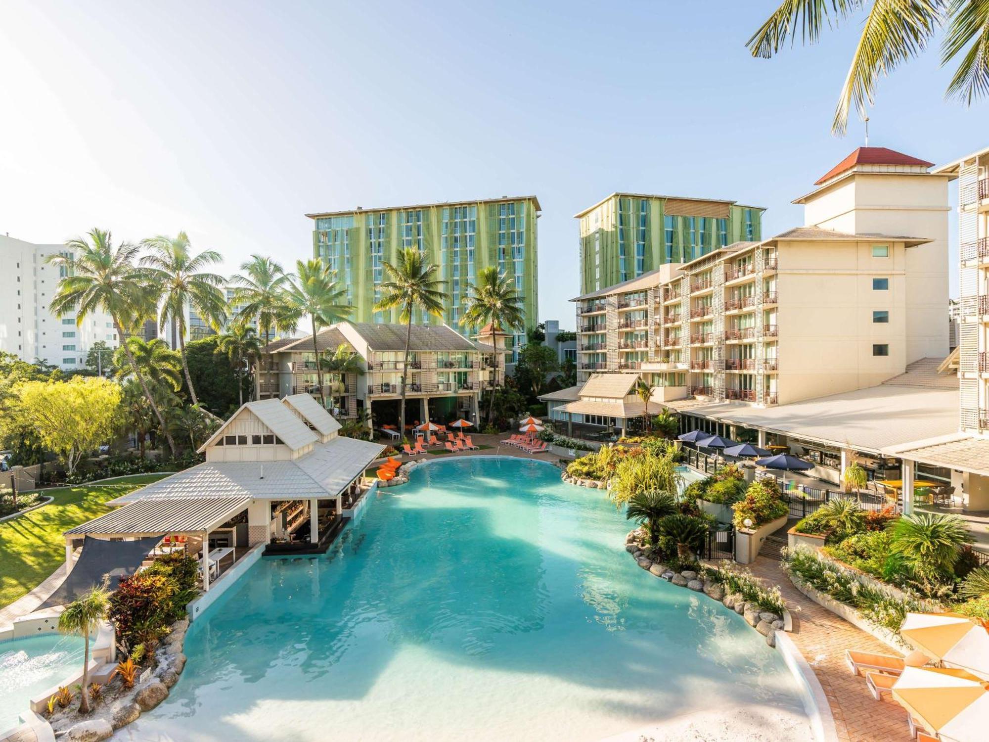 Novotel Cairns Oasis Resort Екстериор снимка